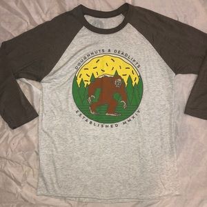 Doughnuts & Deadlifts baseball tee